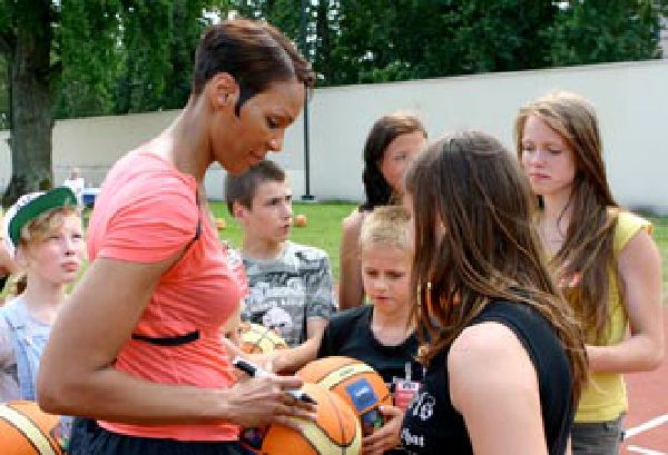 olympia-autographs-camp